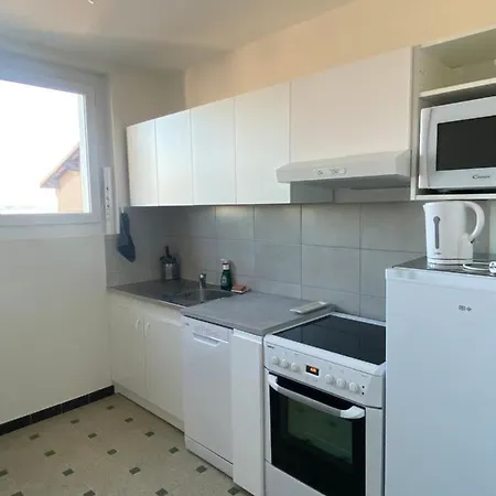 Deux Centre Historique Avec Ascenseur Et Garage Apartman Manosque