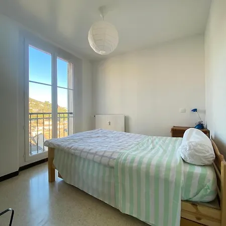 Deux Centre Historique Avec Ascenseur Et Garage * Manosque